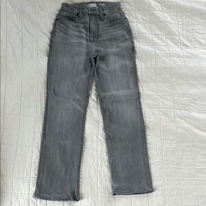Good American Gray Curve Straight Jeans